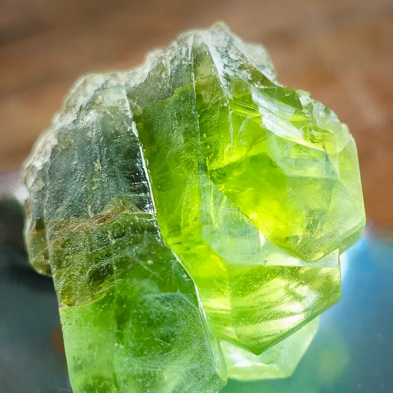 Peridot crystal